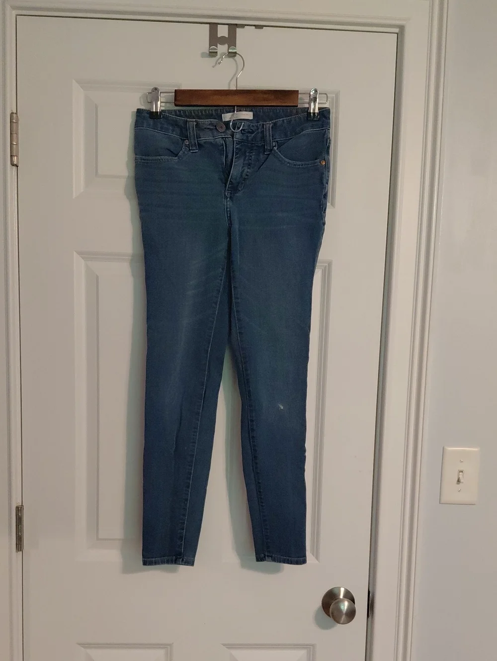 2 For $20 Lauren Conrad Skinny Jeans, Size 4